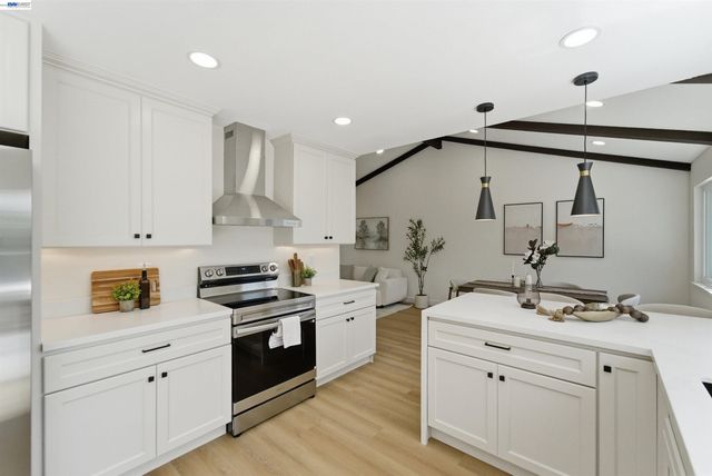 402 Avenida Arboles, San Jose, CA 95123