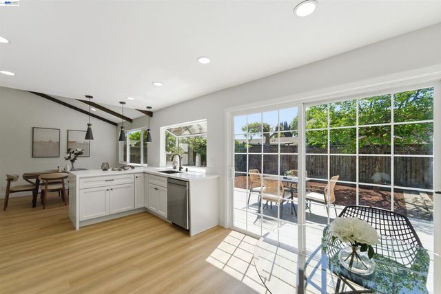 402 Avenida Arboles, San Jose, CA 95123