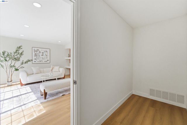 402 Avenida Arboles, San Jose, CA 95123