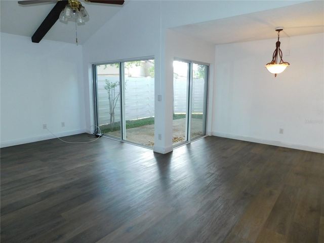 2561 FOREST RUN COURT, Clearwater, FL 33761