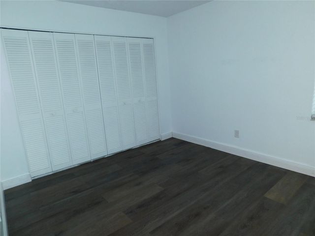 2561 FOREST RUN COURT, Clearwater, FL 33761