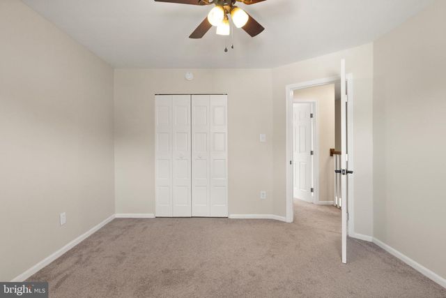 125 N LINCOLN AVE, Sterling, VA 20164