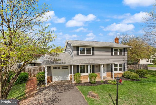 125 N LINCOLN AVE, Sterling, VA 20164