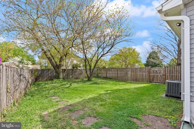 125 N LINCOLN AVE, Sterling, VA 20164
