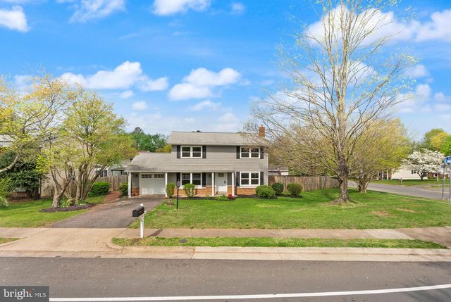 125 N LINCOLN AVE, Sterling, VA 20164