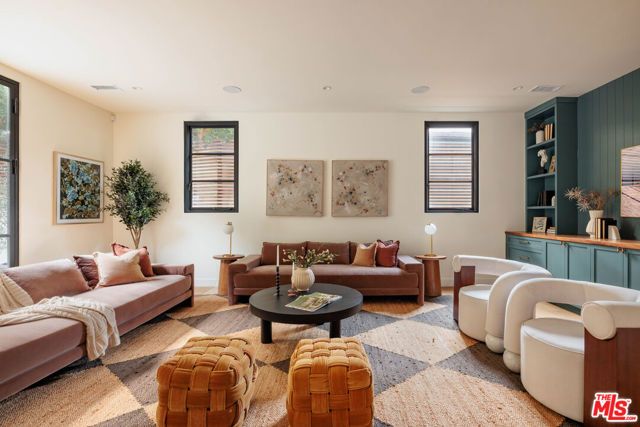 1937 N Beverly Drive, Beverly Hills, CA 90210