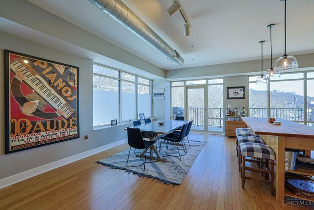 2260 Riverside Drive, Cincinnati, OH 45202