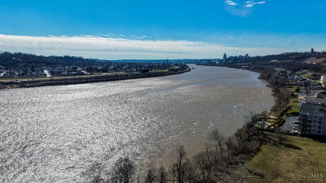 2260 Riverside Drive, Cincinnati, OH 45202