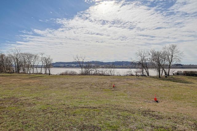2260 Riverside Drive, Cincinnati, OH 45202