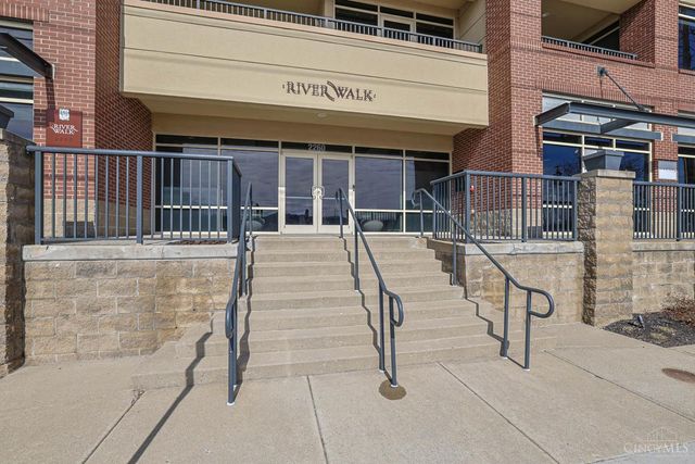 2260 Riverside Drive, Cincinnati, OH 45202