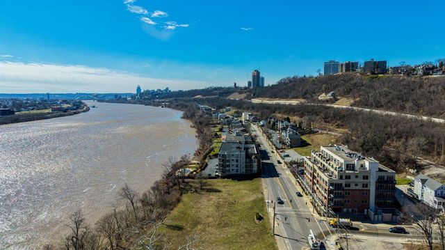 2260 Riverside Drive, Cincinnati, OH 45202
