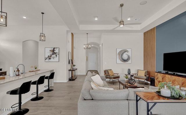 422 Masoud Court, El Paso, TX 79932