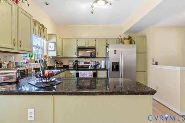 2944 Queensland Dr, Henrico, VA 23294