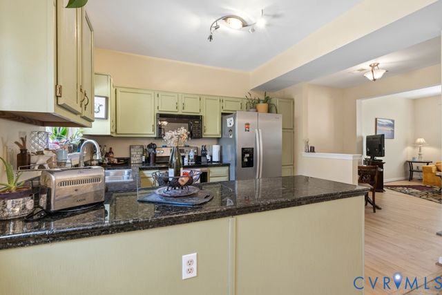 2944 Queensland Dr, Henrico, VA 23294