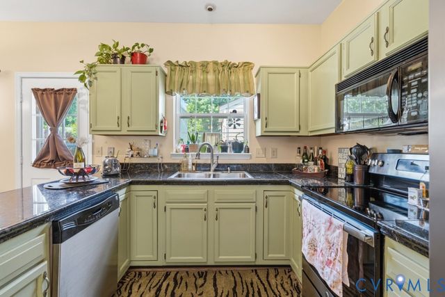 2944 Queensland Dr, Henrico, VA 23294