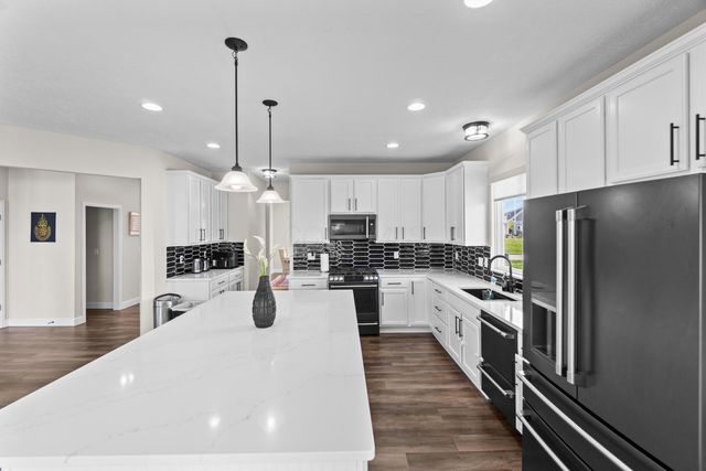 6452 Scarlett Lane, Dublin, OH 43016