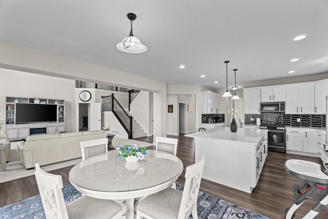 6452 Scarlett Lane, Dublin, OH 43016