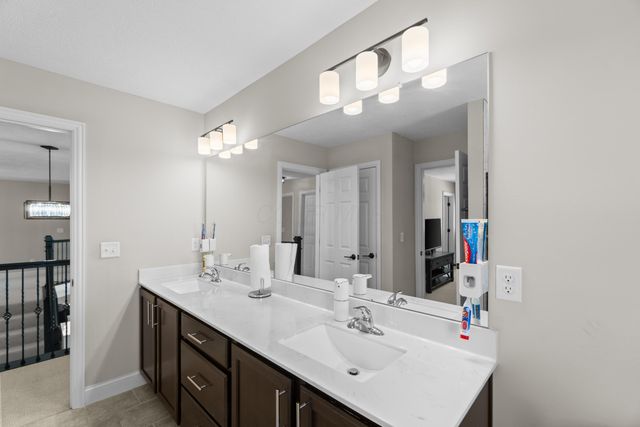 6452 Scarlett Lane, Dublin, OH 43016