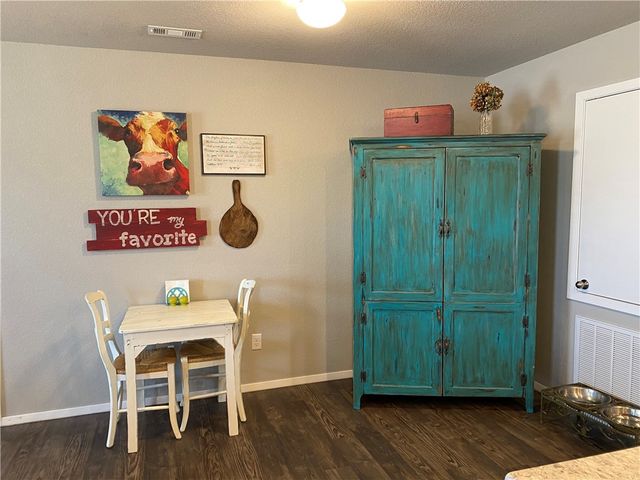 246 & 248 E Anabranch Court, Farmington, AR 72730