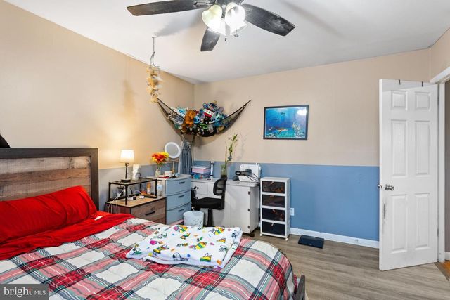 208 SUSSEX DR, Lindenwold, NJ 08021