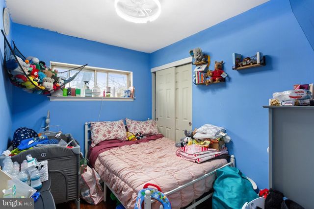 208 SUSSEX DR, Lindenwold, NJ 08021