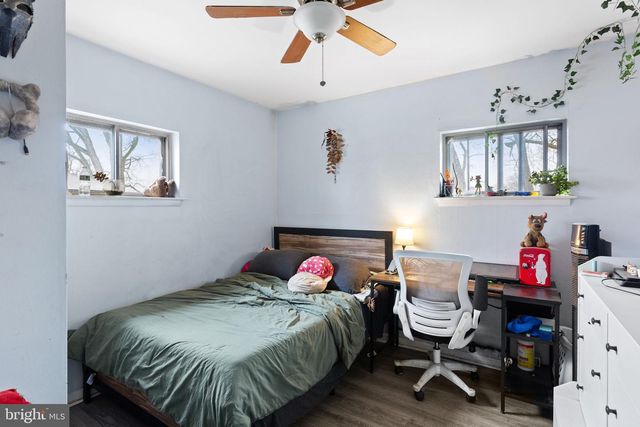 208 SUSSEX DR, Lindenwold, NJ 08021