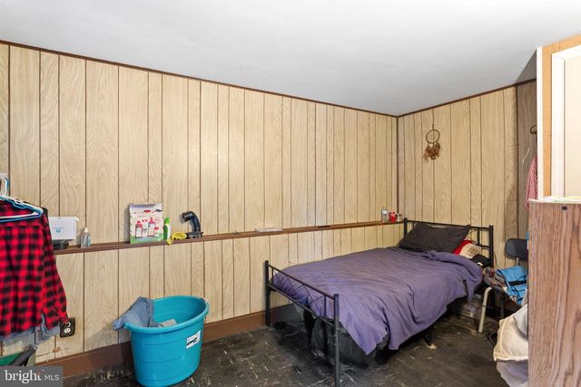 208 SUSSEX DR, Lindenwold, NJ 08021