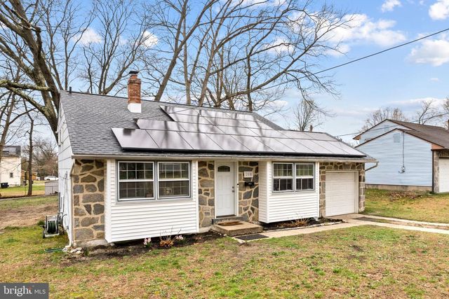 208 SUSSEX DR, Lindenwold, NJ 08021