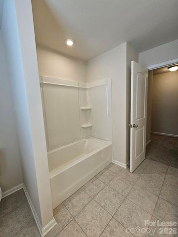 3108 Cheyney Park Drive, Charlotte, NC 28269