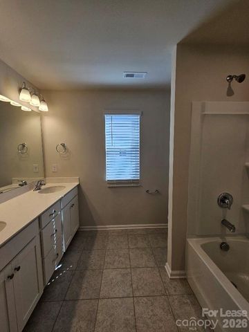 3108 Cheyney Park Drive, Charlotte, NC 28269