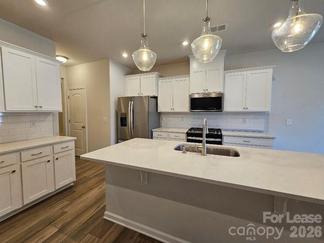 3108 Cheyney Park Drive, Charlotte, NC 28269