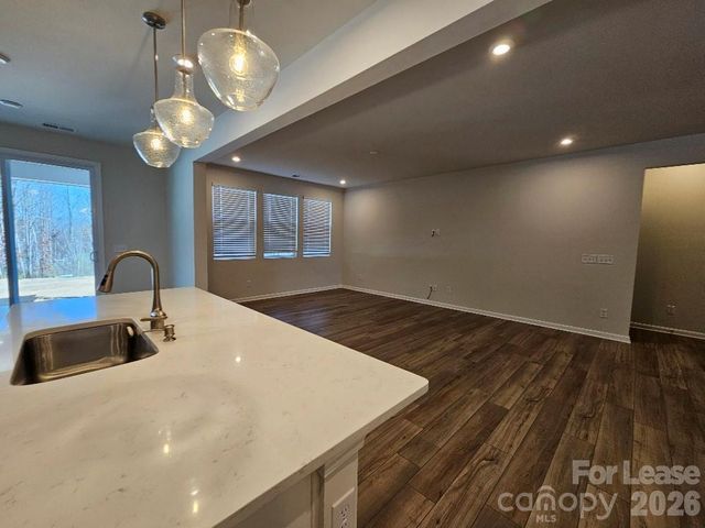 3108 Cheyney Park Drive, Charlotte, NC 28269