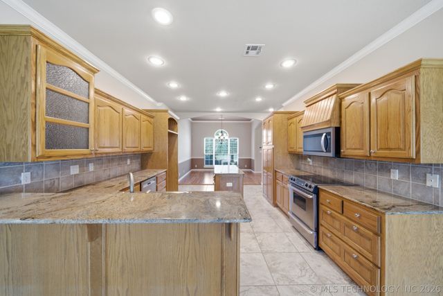 11099 S 55th West West Avenue, Sapulpa, OK 74066
