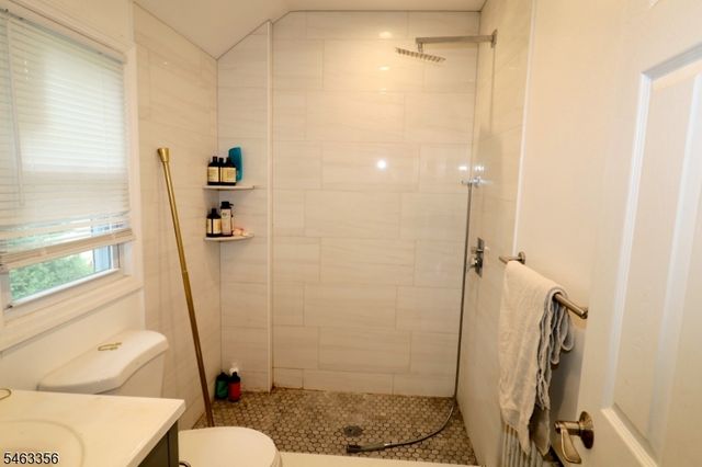 236 Ross Ave, Hackensack City, NJ 07601
