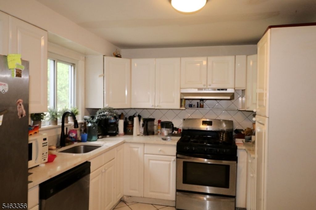 236 Ross Ave, Hackensack City, NJ 07601 — photo 3