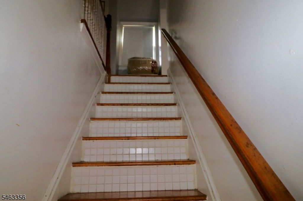 236 Ross Ave, Hackensack City, NJ 07601 — photo 4