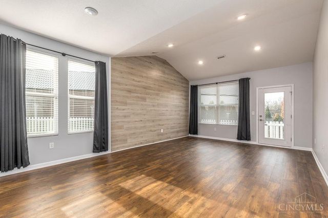 2063 E Seymour Avenue, Cincinnati, OH 45237