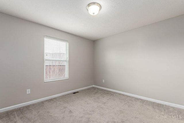 2063 E Seymour Avenue, Cincinnati, OH 45237