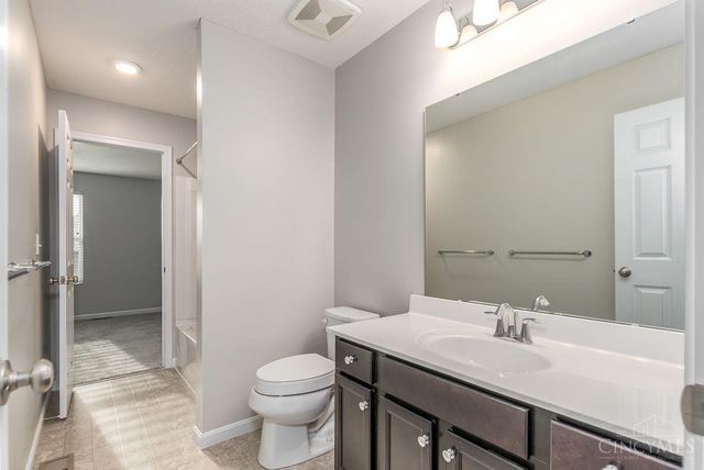 2063 E Seymour Avenue, Cincinnati, OH 45237