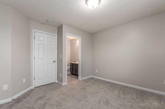 2063 E Seymour Avenue, Cincinnati, OH 45237