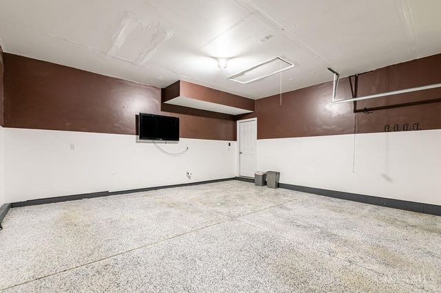 2063 E Seymour Avenue, Cincinnati, OH 45237