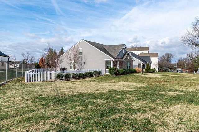 2063 E Seymour Avenue, Cincinnati, OH 45237