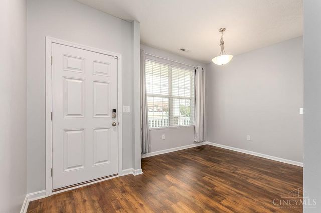 2063 E Seymour Avenue, Cincinnati, OH 45237