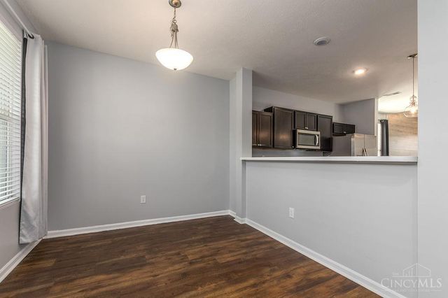 2063 E Seymour Avenue, Cincinnati, OH 45237