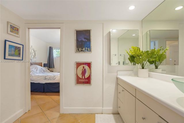 1205 Mariposa Ave 102, Coral Gables, FL 33146