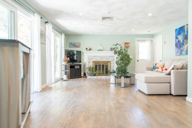 12 Tuckoosa Road, South Dennis, MA 02660