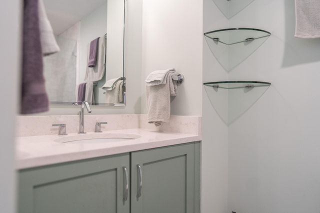 12 Tuckoosa Road, South Dennis, MA 02660