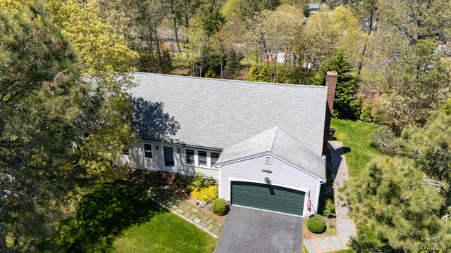 12 Tuckoosa Road, South Dennis, MA 02660