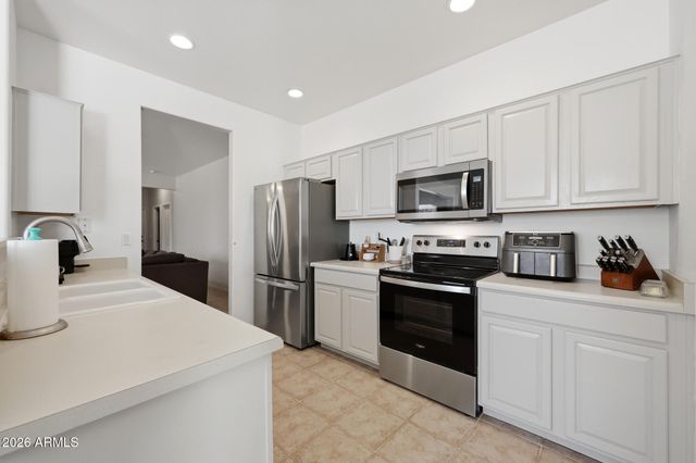 7027 W St Charles Avenue, Laveen, AZ 85339