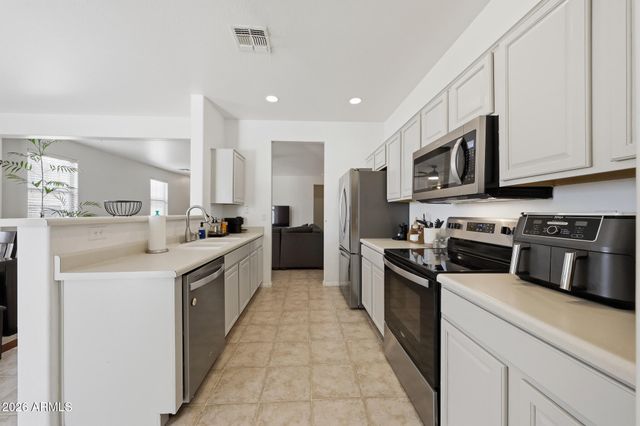 7027 W St Charles Avenue, Laveen, AZ 85339